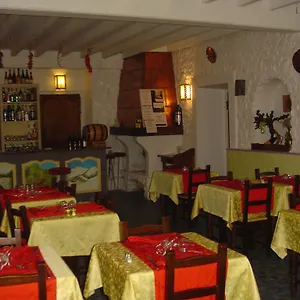 Le Saint Domingue 3*, Die Frankrijk